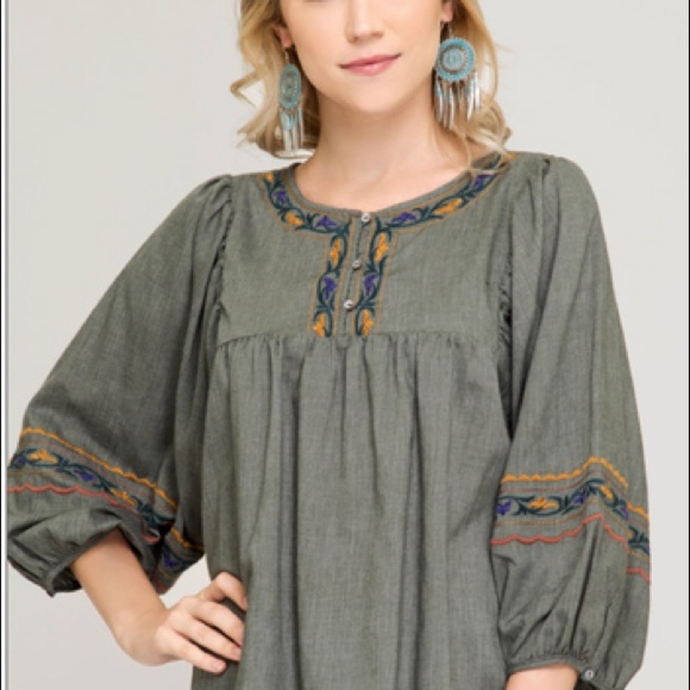 Bohemian top with embroidery